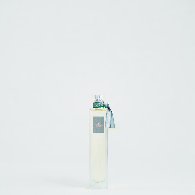 nefertiti_oud_spray_ambiente